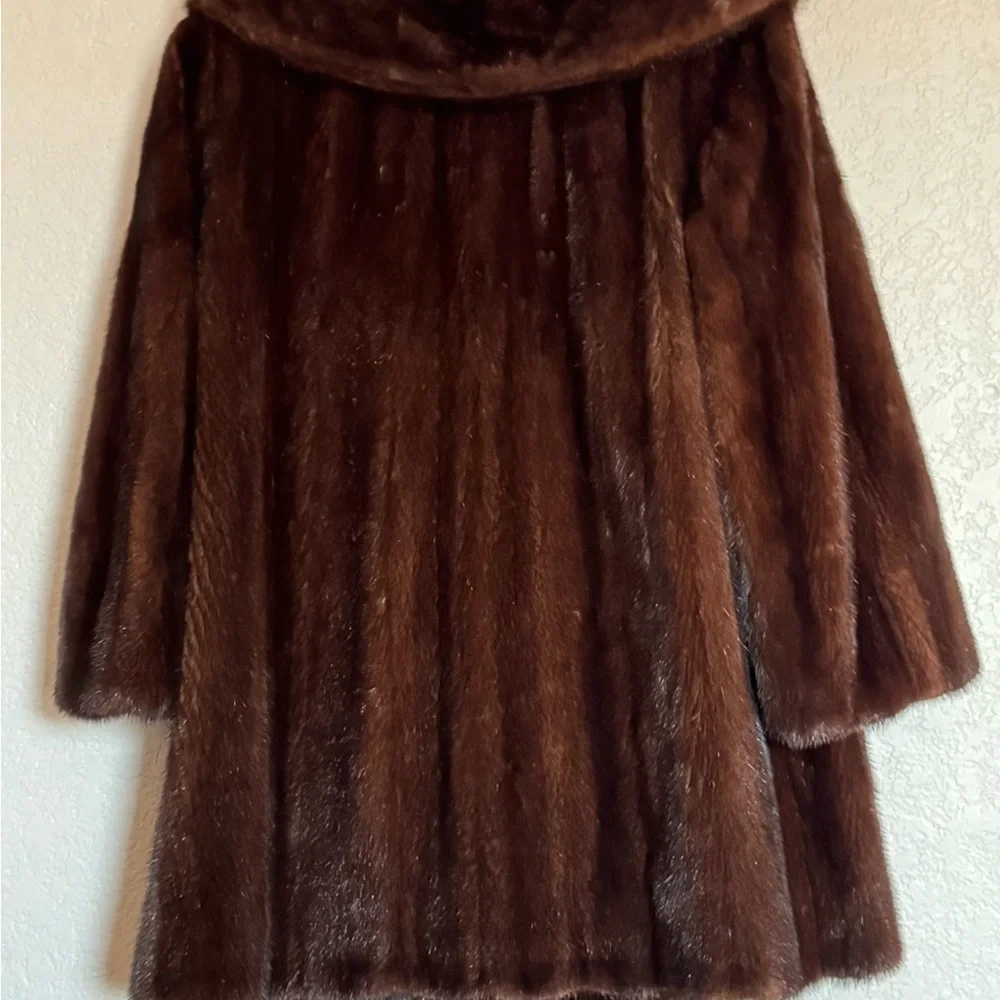 Bonwit Teller Brown Mink Coat - Picture 3 of 10